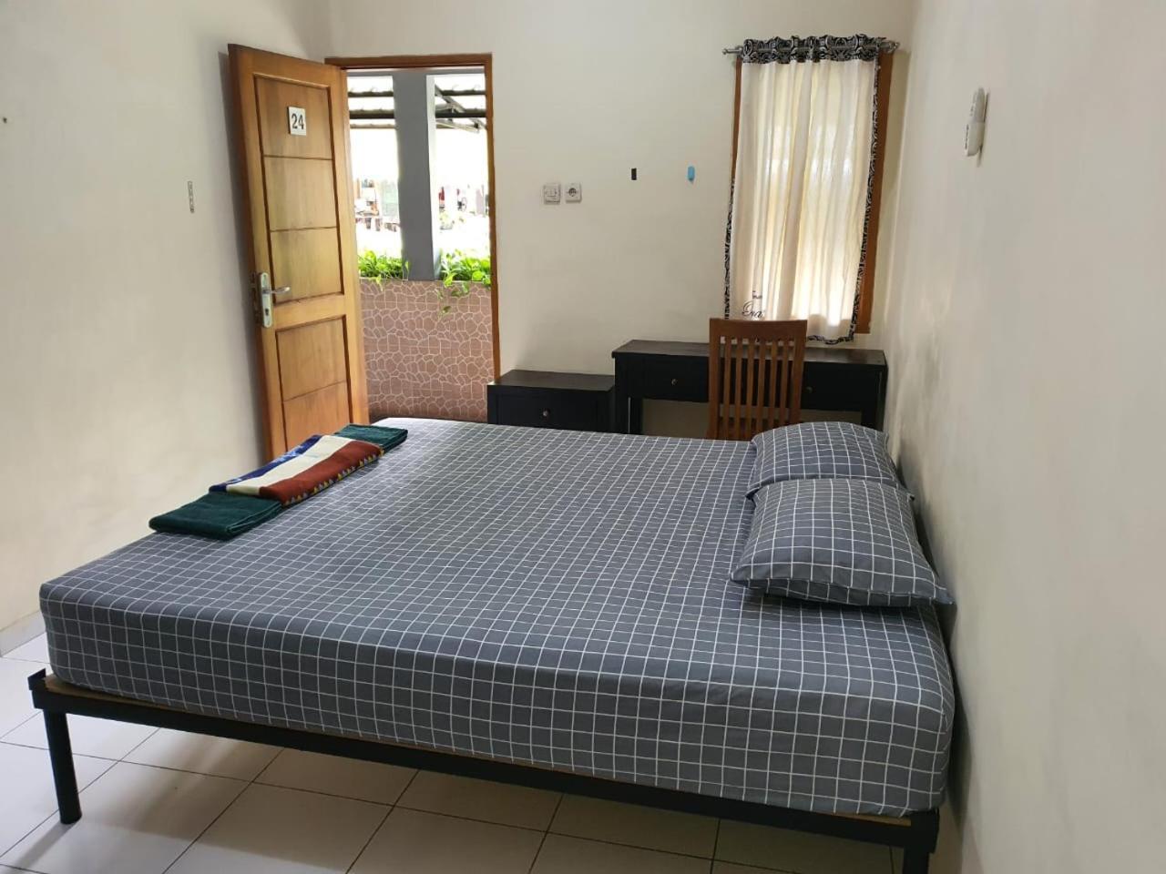 Taman Paradise Homestay Pradahkalikendal Экстерьер фото