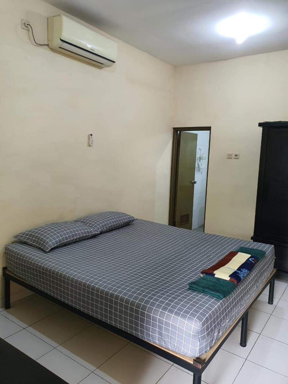 Taman Paradise Homestay Pradahkalikendal Экстерьер фото